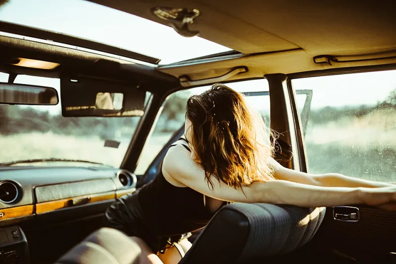 The Decompression Hour: Why Surrey Commuters Are Reclaiming the Journey Home Through Spa Wellness
