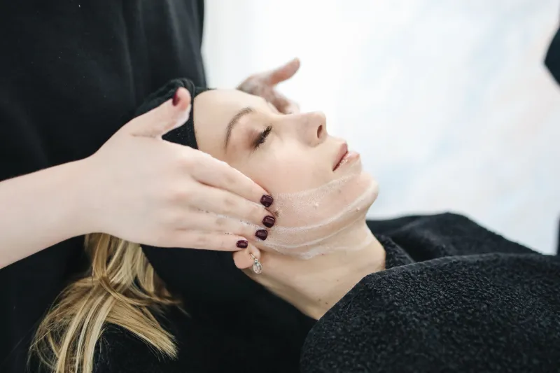 Written on the Face: Why Surrey's Decision-Makers Are Turning to Professional Facials as a Front Line Against Stress-Induced Ageing
